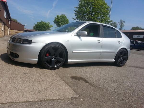 GwentVw's tweet photo. Seat leon 1.8t in for Apr tuned remap.  Stage 2 + £299+vat http://t.co/IEGhTv3ymb