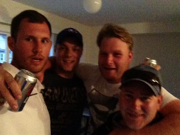 lumbyJ's tweet photo. @aaronmaguire9 @voodooinurface @Tagger1985 tweet that shit http://t.co/1AmMzcgyA8