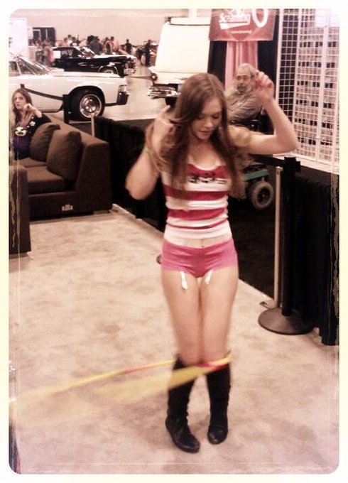 &ldquo;@soyape: A little piece of heaven in an unexpected place: @aurieleesummers on the hula-hoop. #exxxotica<a class="tags" target="_blank" title="On Twitter" href="/?out=eyJ0eXAiOiJKV1QiLCJhbGciOiJIUzUxMiJ9.eyJpYXQiOjE3MjA3MDgwMzIsImlzcyI6InR3cG9ybnN0YXJzLmNvbSIsIm5iZiI6MTcyMDcwODAzMiwiZXhwIjoxNzUyMjQ0MDMyLCJyZWRpcmVjdF91cmwiOiJodHRwczovL3R3aXR0ZXIuY29tL3NveWFwZSJ9._zd0AZqVmBE60LtL9I5_q4U4gtvO029SSP_GDTmChjzkAkpIG_cALmGMHvocC2875CkKAiBDPIvPpHXcsS4mnw">@soyape</a><a href="/tag/exxxotica"class="tags"><span>#exxxotica</span></a><a href="/tag/ftl"class="tags"><span>#ftl</span></a>