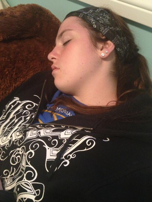 stacymn9's tweet photo. Oh the darling looks so cute when she sleeps #💤 #sicksweater @seannacam11 http://t.co/s0kcIOEayA