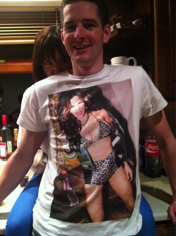 AnnaMcD92's tweet photo. Hii @IAMKELLYBROOK @Shaun_black86 wanted to show u his t-shirt but lacked the balls to tweet u! #BewareOfTheFiancee http://t.co/RYLSKgRqO6