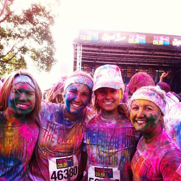 sampav's tweet image. Color Run at the Gold Coast - best 5km run of my life