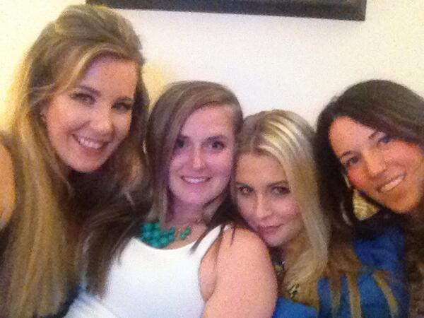 Lexxx66's tweet photo. Kate's bday! @jhillsy5 @katieward21 http://t.co/P53OZsD7Ye