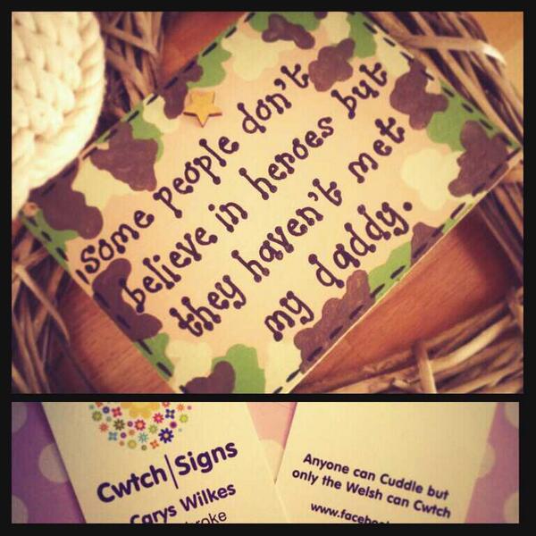 cwtchsigns's tweet photo. Made this for a Daddy in Afghanistan. One of the most touching signs I've ever made! http://t.co/fBlEKZNMNB