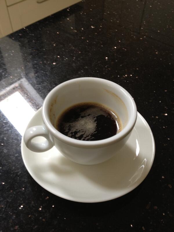 2axeali's tweet image. Getting ready 4 #suttonfunrun with essential refreshment followed by warmup on bike like Pros - that is where it ends