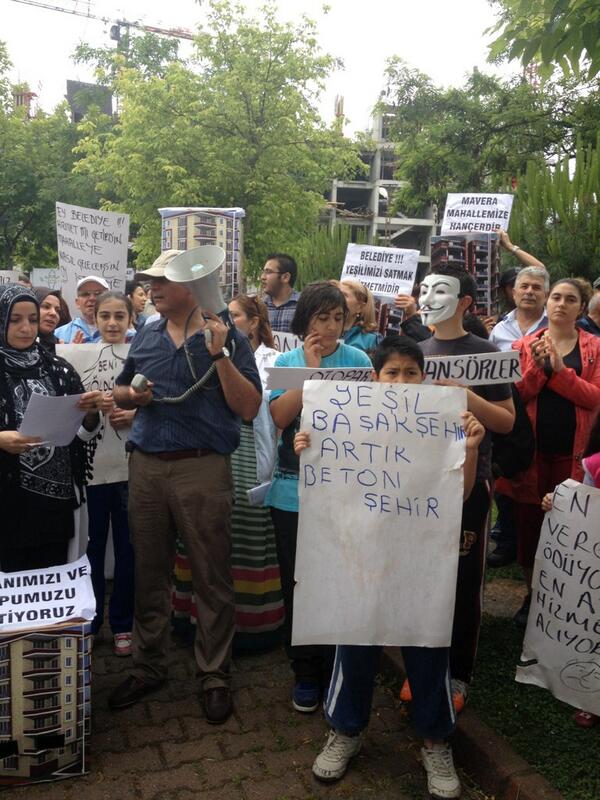 basaksehiretap2's tweet photo. Ulaşım imkanlarımız yetersiz!! #basaksehirbetonsehirolmasin @basbakanerdogan @RT_Erdogan http://t.co/cxclRUb96A