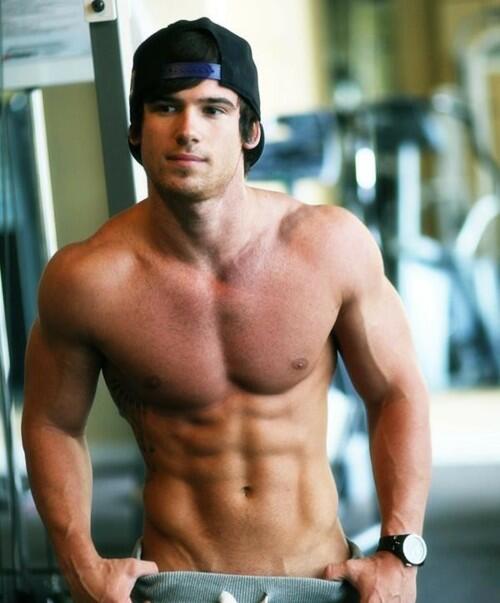 GaboJ81's tweet photo. Hermoso, simplemente hermoso... Quiero uno asi para pasar el domingo #gay #pecs #abs #gorgeous http://t.co/pnGJIliMWF