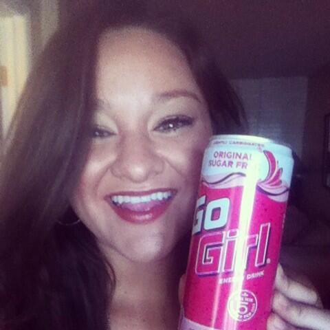 CydneySinner's tweet photo. Nothing like an iced cold #gogirl to get me through the day #beautifulenergy http://t.co/RZecx6OGyc