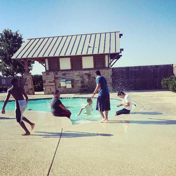 VillaMuleros's tweet image. Hoy #tvm nos tomamos un descansito y pasamos un día divertido con los #muleros , pasen Buenas noches y Feliz lunes.