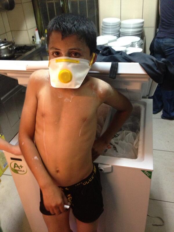 cocuga resmen 'sogutma' yapiyoruz. yandi. sesini de cikarmiyor. dayanikli velet. uzdu gece gece. derdimizi unuttuk