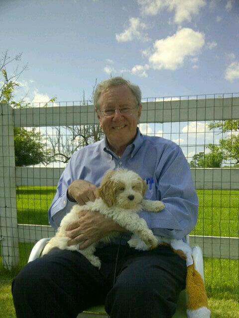 SteveForbesCEO's tweet photo. Nephew visiting w/ new puppy. Think wife &amp; I need 1 too...my wife disagrees. RT if agree w/ me! http://t.co/1rFftDbbEr