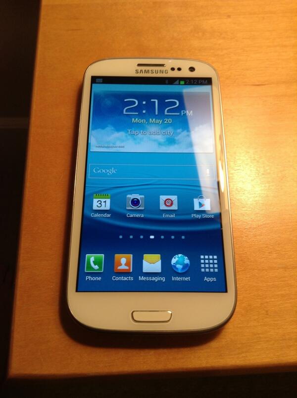 cellsolutionc's tweet image. Samsung Galaxy S3 SGH-I747 - 16GB -blanco (AT&amp;amp;T)$17,000
