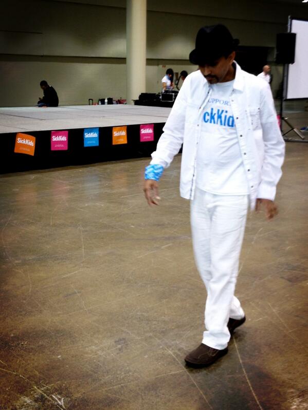 WantToDance's tweet image. We're at @TOFitChallenge!! Ready to get our salsa on with @Tina_Nico and the @CityDanceCorps crew!