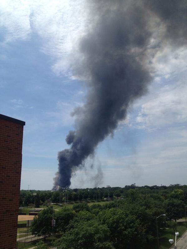 whittyjustin's tweet photo. #fire @WTHRcom http://t.co/hHWphzmvDY