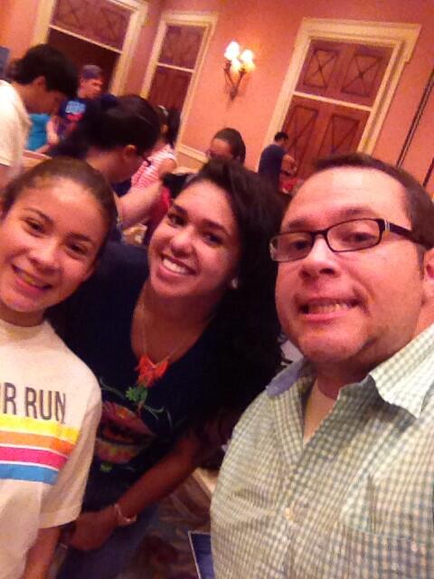 NVYC's tweet image. Happy to be helping our friends at @LULAC for their 2013 conference. Packing bags and having fun! #latism