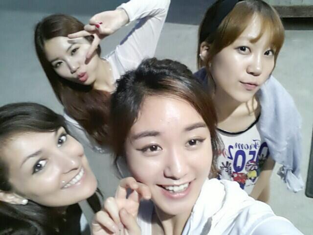 BM1J9qrCcAEJFZD.jpg:large