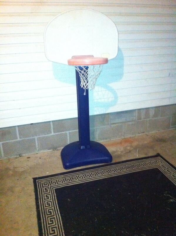 dajah777's tweet image. #HoopSession 😂😂😭😂😭