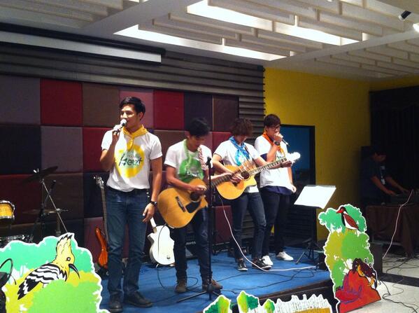 TeaTreeHeart's tweet image. เก็บตก "มินิคอนเสิร์ต"