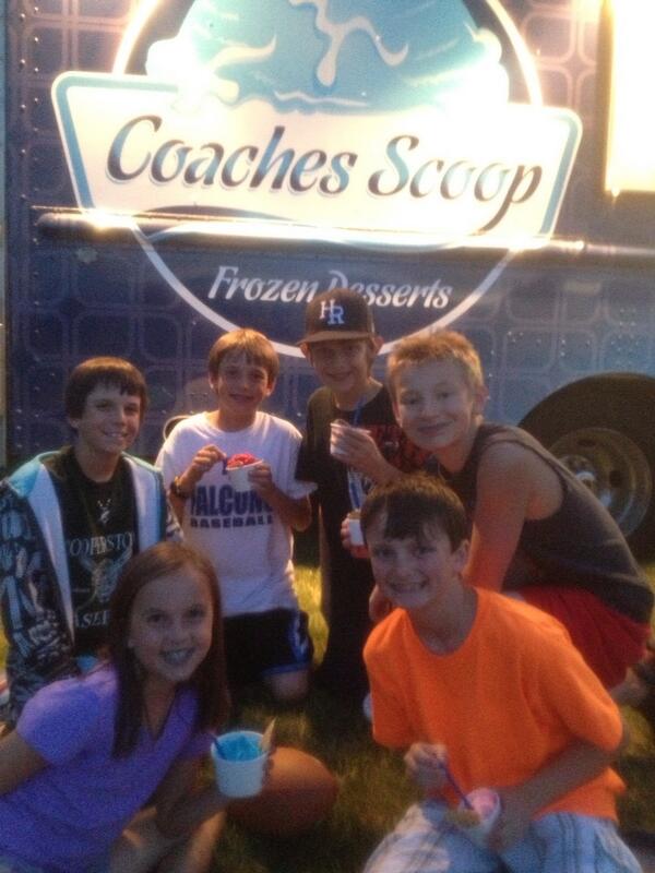 Some of our peeps enjoying a scoop!