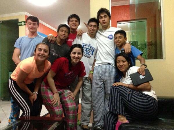 Nuestros atletas en Belo Horizonte listos para dormir y amanecer preparados para el Campeonato!! Les deseamos éxitos
