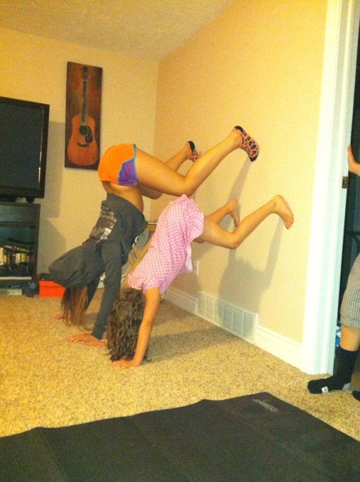 Watch GōūLD's leaked NSFW photo on TwXstars