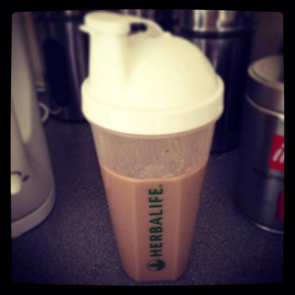 Too early to be up on a Sunday, never too early for a #Formula1shake #PSN #Breakfast #Chocolate #Mmmm