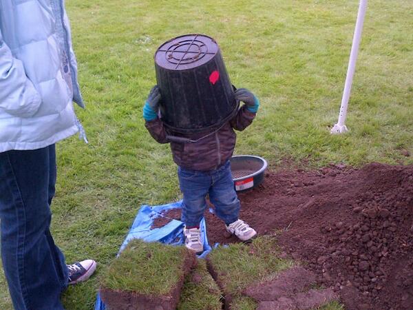 TheHardingHat's tweet photo. Nice hat! >> “@CaterhamsPast: Buckethead! #diggingforhistory #digforhistory http://t.co/QtQoAb3eKb”