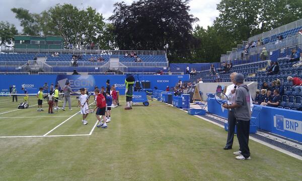 TennisInBham's tweet photo. James chats to Mark Curry during the Urban Tennis demo on centre court at #AegonClassic Well done to all involved! http://t.co/Ds9b9I25ya