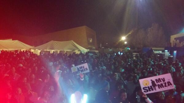 phoxolutioncrew's tweet photo. ke ko moriting-Tembisa daar !RT"@Shimza_dj: #WeAreTheRhythm http://t.co/CfQvnawE2t"