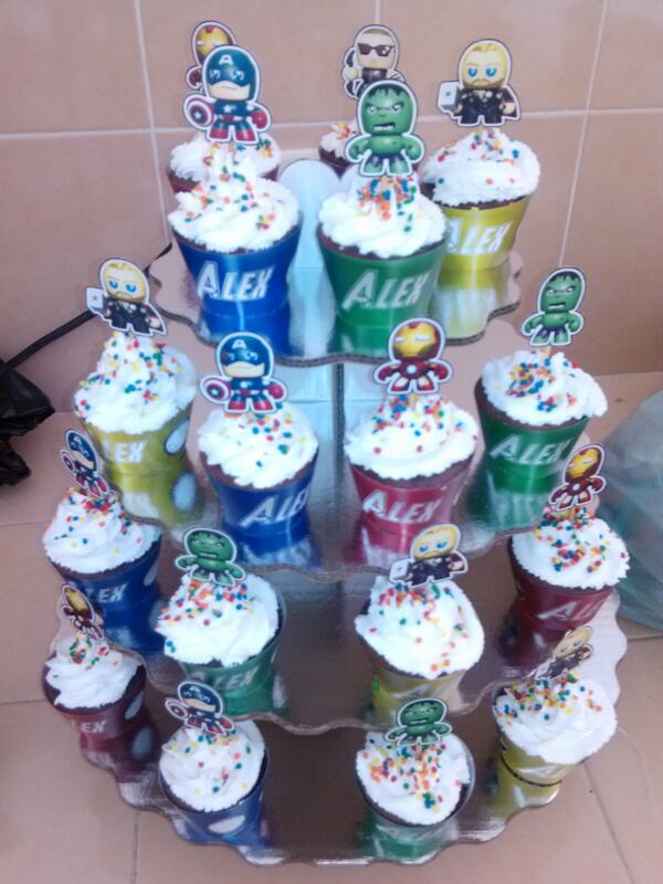 AmorcitoC's tweet photo. Avengers http://t.co/rJVsafhbG5