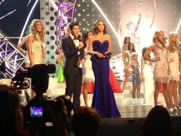 Road to Miss USA 2013 - June 16, 2013, Las Vegas, Nevada - Page 9 BM5zI9WCcAA48Sm