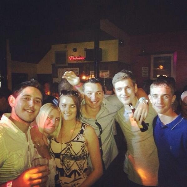 woz5202's tweet photo. the gang http://t.co/DMGpQ4vmw4