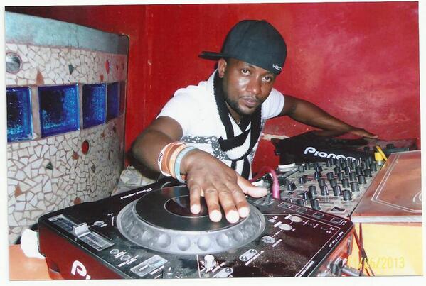 Djkariskaris's tweet photo. Casanova lounge@CASABLANCA CLUB MOMBASA KENYA:-)where its happening http://t.co/ax3jbxXpr3
