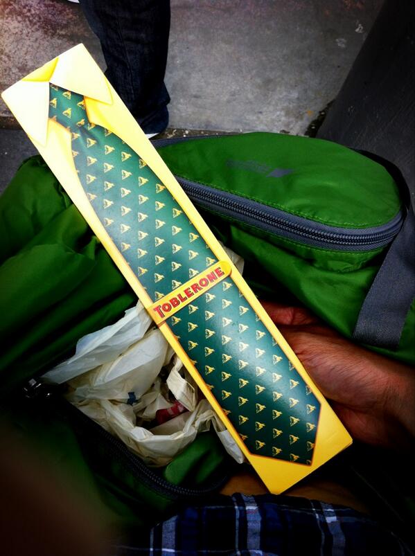 KeithDaniel13's tweet photo. I bought my Dad a huge Toblerone bar for Father's Day bc I wanted a Toblerone bar today. #fathersday #toblerone http://t.co/uUQMfgZYzJ