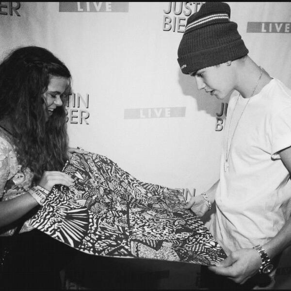 remi 🪩 tweet media