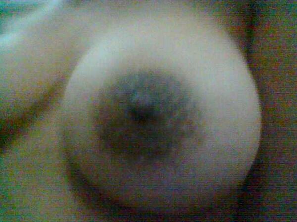 ciwinenen's tweet photo. Heheh iyah:)"@bogalakon_no1: Sebelah lagi... Tanggung Wi RT @ciwinenen: Heheh:)"bogalakon_no1: http://t.co/xj57LHyxSE""