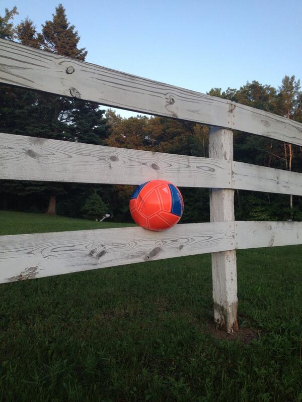 PatrickTen10's tweet photo. I could kick a soccer ball the rest of my life and could never do this again! #soccerproblems http://t.co/ChQUfPEjzi