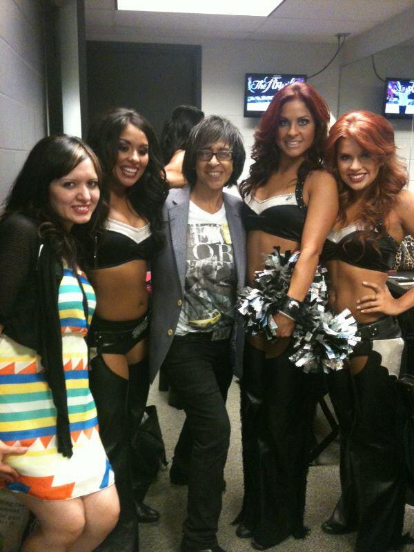 HouseofStylesSA's tweet photo. LOVE working with these amazing women @SilverDancers setting the tone for today's win!! #GOSPURSGO ! @spurs http://t.co/atkv6rwbrg
