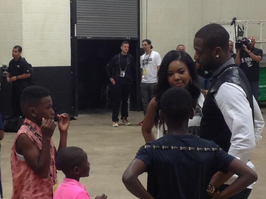 BM7v3WnCAAA0GjE.jpg:large