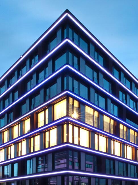 BuildingGlassBN's tweet image. La solution pour vos économies d'énergie: #triple-vitrage, la meilleure #isolation pour vos maisons!