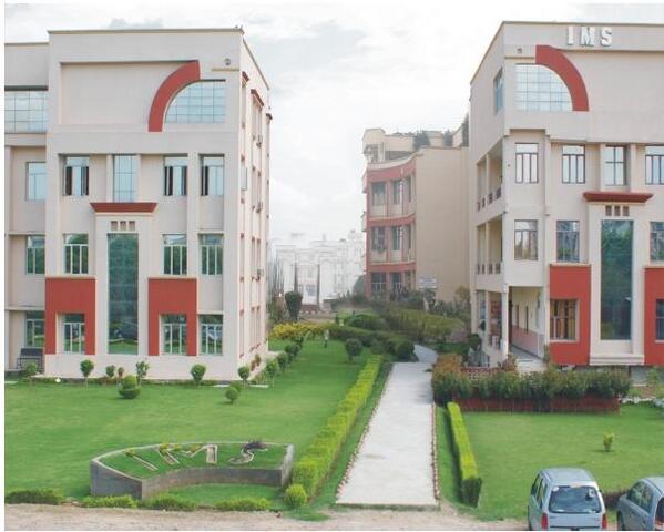 IMSNOIDA2's tweet photo. Our #Infrastructure is equipped with all the  latest technologies and amenities. Explore more- http://t.co/kUZWuGRdfq http://t.co/abW3TbO7Ni