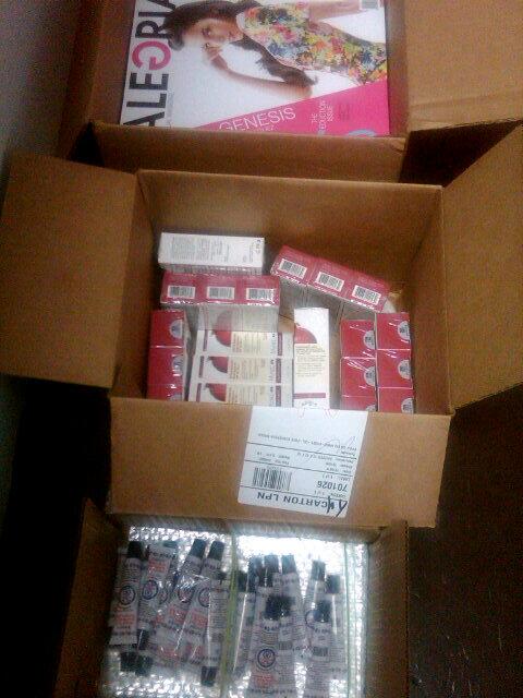 TFOPR's tweet photo. Giftbag items for @4mamaearth arriving @murad @rosebudperfume @AlegriaMagazine @TFOpr http://t.co/MUgQXqyXj3