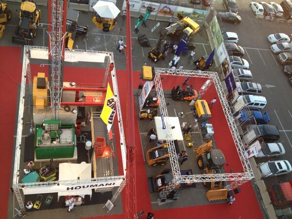 LeaSaber's tweet photo. @project_lebanon #view #from #the #crane http://t.co/qVTu0aNX5b