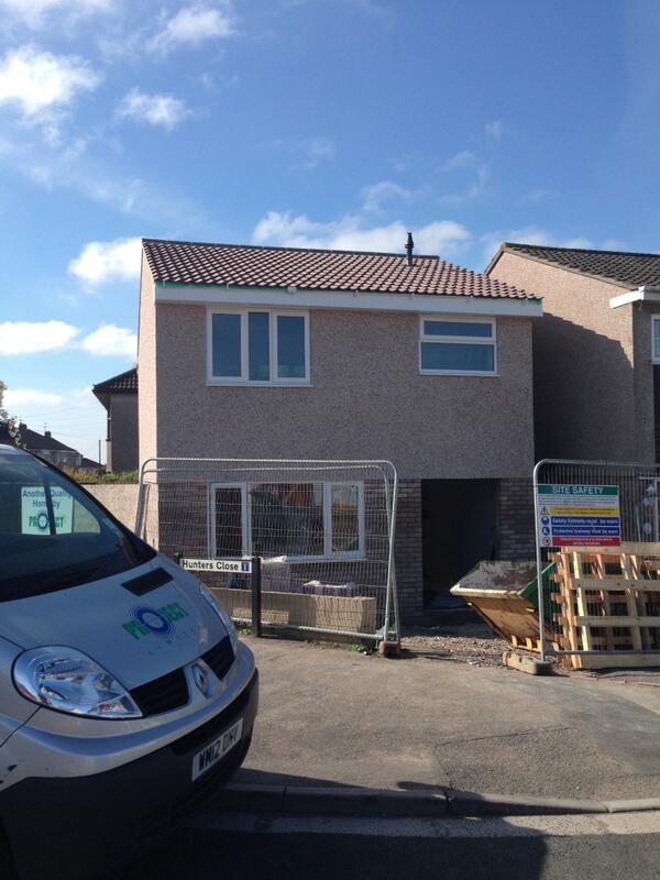 We have the scaffolding down at #Huntersclose we are taking shape #newbuild #designandbuild bit.ly/1114ODN