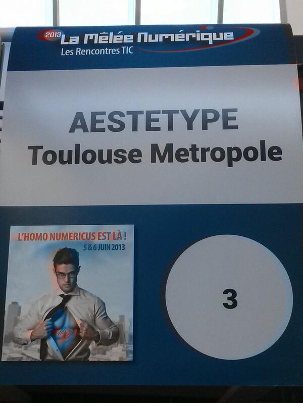 Aestetype's tweet photo. Aestetype présente PublicNotes l'expression libre 2.0 sur le village de l'innovation de @TlseMetropole #mn_2013 http://t.co/ePDDh2frI5