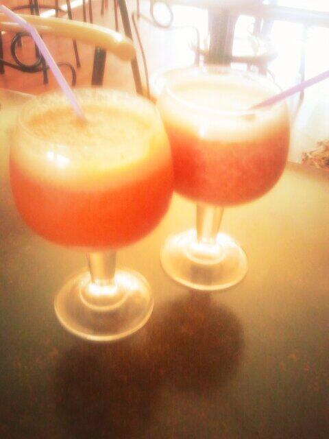 TamaPulido's tweet photo. abierta oficialmente temporada de verano @taty_dk http://t.co/L31TlFvZkz