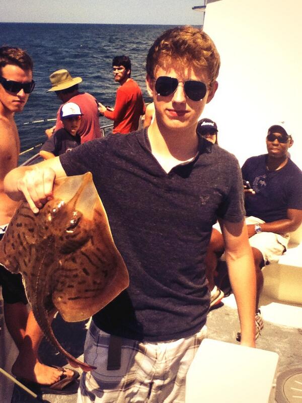 vanderjigs12's tweet photo. Caught a skate!! http://t.co/GbgayFzBZR