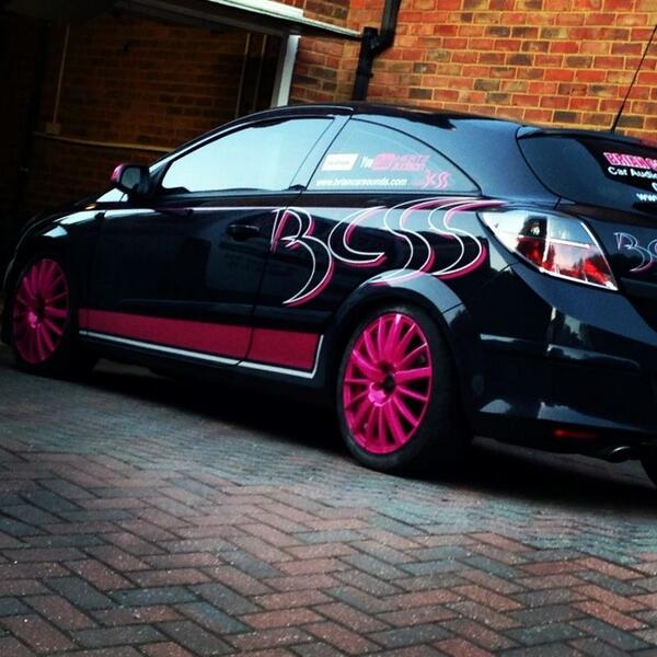 ALahabib's tweet photo. New look to my car x http://t.co/BT4dPRseYu