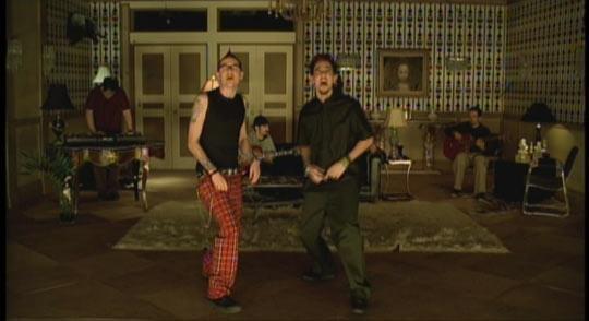 GreekSoldiersLP's tweet photo. RT if you know what song is this. http://t.co/pZ1OEO5NXW