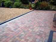 Patrickodrisco7's tweet photo. Who wants the drıvewqy paved http://t.co/75y8WbRc1q